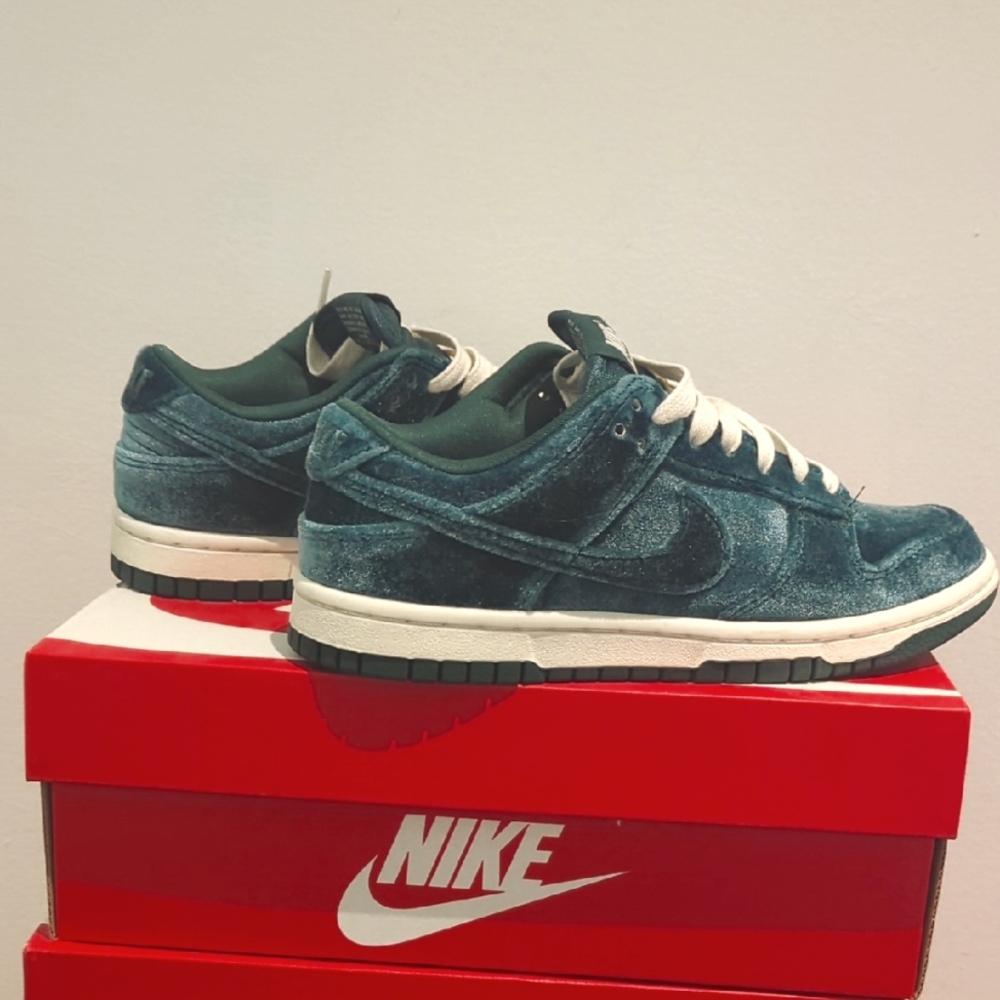 Nike Dunk Low